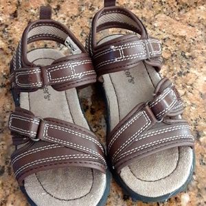 New Carter's Sandals - sz 9